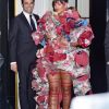 Rihanna à la sortie de l'hôtel Carlyle pour se rendre au MET 2017 Costume Institute Gala sur le thème de "Rei Kawakubo/Comme des Garçons: Art Of The In-Between" à New York, le 1er mai 2017. © CPA/Bestimage  Rihanna wears a stunning floral dress as she leaves The Carlyle Hotel for the 2017 Met Gala. New York City, New York - Monday May 1, 2017.01/05/2017 - New York