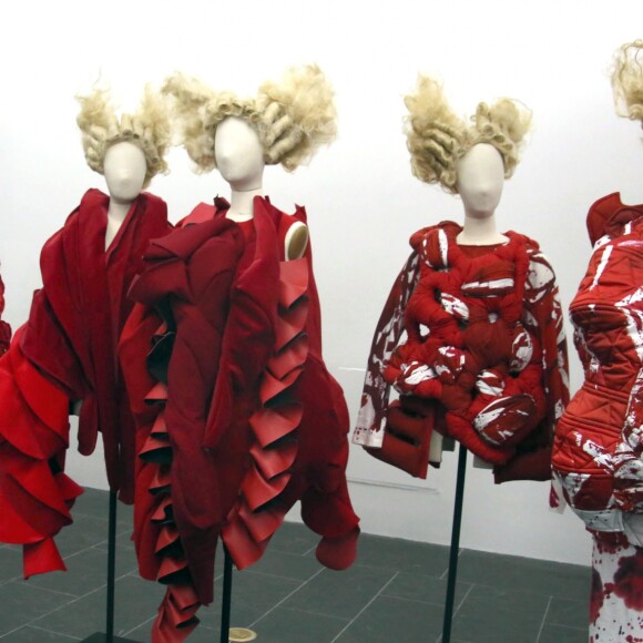 Conférence de presse du Met Gala 2017, exposition "Rei Kawakubo/Comme des Garçons: Art Of The In-Between" avec Rei Kawakubo et Anna Wintour au Metropolitan Museum of Art. New York, le 1er mai 2017.