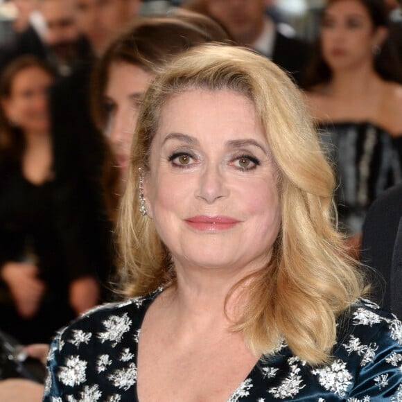 Catherine Deneuve lors de la soirée Costume Institute Benefit at The Metropolitan Museum of Art celebrating the opening of Rei Kawakubo/Comme des Garcons: Art of the In-Between à New York City, le 1er mai 2017.