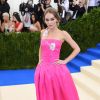 Lily-Rose Depp (robe Chanel) lors de la soirée Costume Institute Benefit at The Metropolitan Museum of Art celebrating the opening of Rei Kawakubo/Comme des Garcons: Art of the In-Between à New York City, le 1er mai 2017.