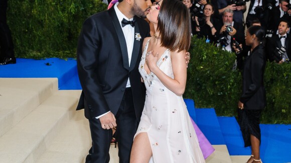 Selena Gomez amoureuse de The Weeknd : "Heureuse", sa mère valide leur couple