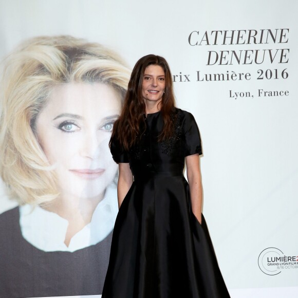 Chiara Mastroianni (habillée en Dior)- Photocall de la cérémonie du Prix Lumière lors du 8e Festival Lumière à Lyon. Le 14 octobre 2016 © Dominique Jacovides / Bestimage