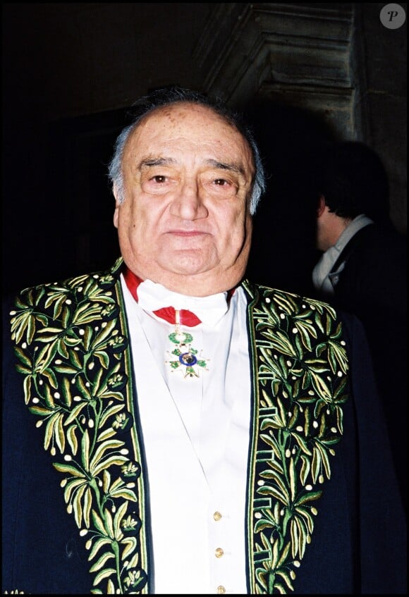 Henri Verneuil à l'Académie des Beaux Arts, Paris, janvier 2000.