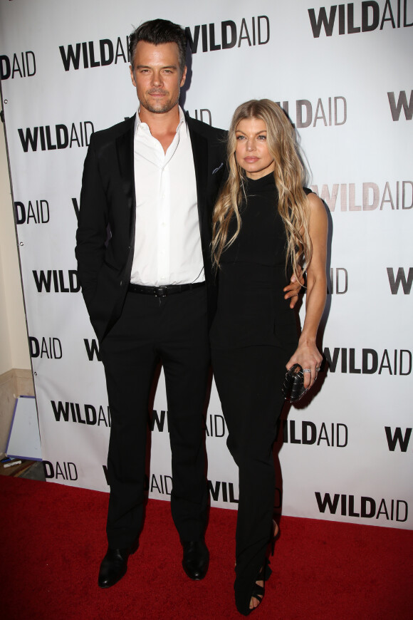 Fergie et son mari Josh Duhamel - People au WildAid 2015 à Beverly Hills le 7 novembre 2015.  Celebrities attend the WildAid 2015 on November 7, 2015 in Beverly Hills, California. Celebrities attend the WildAid 2015 on November 7, 2015 in Beverly Hills, California.07/11/2015 - Los Angeles