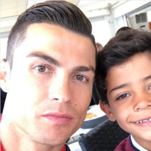 Cristiano Ronaldo et son fils Cristiano Jr. (Cristianinho), photo Instagram du 26 mars 2017