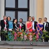 Le président Finlandais Sauli Niinisto et sa femme Jenni Haukio, la princesse Sofia (Hellqvist) , le prince Carl Philip, guest, le prince Daniel et la princesse Victoria - Les familles royales au balcon lors du 80ème anniversaire du roi Harald et de la reine Sonja de Norvège à Oslo le 9 mai 2017. 09/05/2017 - Oslo