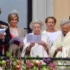 Le roi Willem Alexander, la reine Maxima, la princesse Beatrix, la princesse Mabel, la princesse Astrid et le prince Constantijn - Les familles royales au balcon lors du 80ème anniversaire du roi Harald et de la reine Sonja de Norvège à Oslo le 9 mai 2017. 09/05/2017 - Oslo