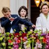 La princesse Ingrid Alexandra et le prince Sverre Magnus de Norvège (2e et 3e en partant de la gauche). Célébrations du double 80e anniversaire du roi Harald V de Norvège et de la reine Sonja de Norvège le 9 mai 2017 au palais royal à Oslo.