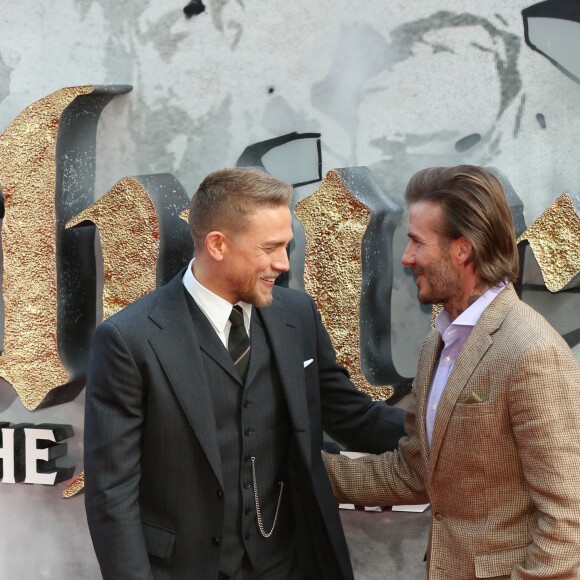 Charlie Hunnam et David Beckham à la première de "King Arthur - Legend Of The Sword" au Cineworld Empire à Londres, le 10 mai 2017.