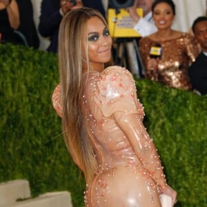 Beyoncé Knowles à la Soirée Costume Institute Benefit Gala 2016 (Met Ball) sur le thème de "Manus x Machina" au Metropolitan Museum of Art à New York, le 2 mai 2016. © Charles Guerin/Bestimage