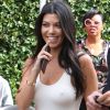 Kourtney Kardashian - La famille Kardashian est allée déjeuner au restaurant Casa Vega à Sherman Oaks. Le 5 mai 2017