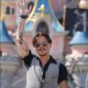 Johnny Depp lors de l'avant-première du film Pirates des Caraïbes 5 au parc Disneyland Paris, le 14 mai 2017.