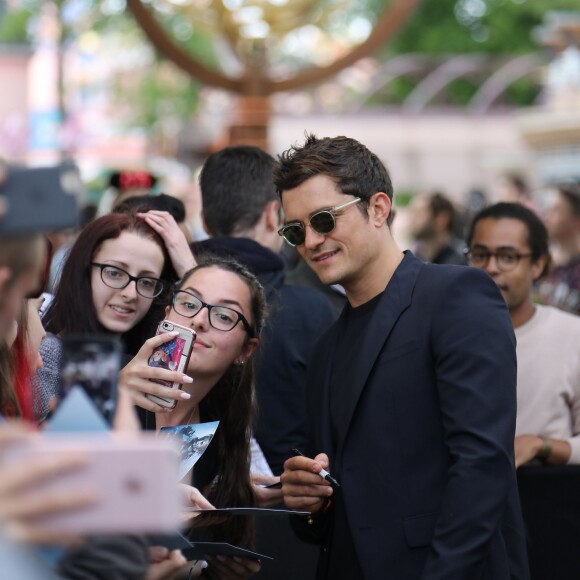 Orlando Bloom lors de l'avant-première du film Pirates des Caraïbes 5 au parc Disneyland Paris, le 14 mai 2017.