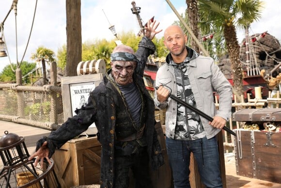 Franck Gastambide lors de l'avant-première du film Pirates des Caraïbes 5 au parc Disneyland Paris, le 14 mai 2017.
