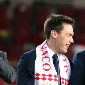 Le prince Albert II de Monaco et son neveu Louis Ducruet lors de la rencontre de Ligue 1 Monaco - Lille au stade Louis II de Monaco le 14 mai 2017. © Bruno Bebert / Bestimage