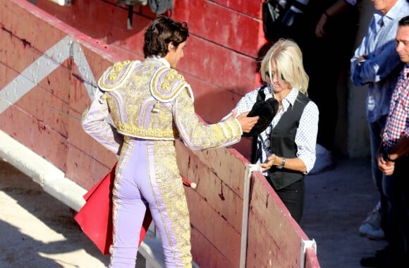 Exclusif - Sébastien Castella et Marie Sara à la Corrida Flamenca "Castella seul contre 6 toros" (où il affronte 6 taureaux au son des Gipsy Kings) dans les arènes des Saintes-Maries-de-la-Mer, France, le 6 août 2016. © Dominique Jacovides/Bestimage