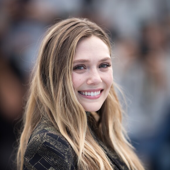 Elizabeth Olsen (robe Marc Jacobs)  - Photocall du fim "Wind River" lors du 70ème Festival International du Film de Cannes, France, le 20 mai 2017. © Borde-Jacovides-Moreau/Bestimage