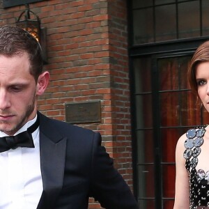 Jamie Bell et sa compagne Kate Mara - People à la sortie du Bowery Hotel pour se rendre à la soirée Costume Institute Benefit Gala 2016 (Met Ball) sur le thème de "Manus x Machina" au Metropolitan Museum of Art à New York, le 2 mai 2016.