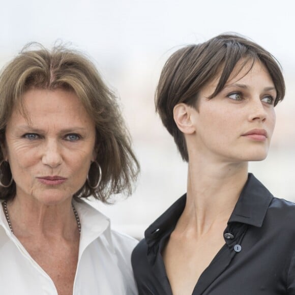 Marine Vacth, Jacqueline Bisset, au photocall de "L'Amant Double" lors du 70ème Festival International du Film de Cannes, le 26 mai 2017. © Borde-Jacovides-Moreau/Bestimage