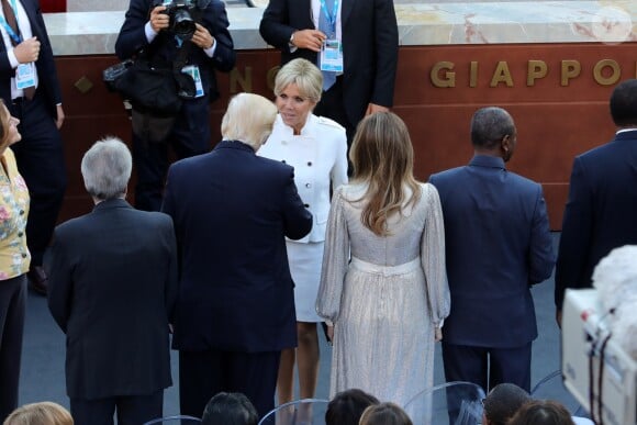 Brigitte Macron (Trogneux) salue le président américain Donald Trump et sa femme Mélania Trump au Concert au théâtre grec de Taormine dans le cadre du sommet du G7 en Sicile le 26 mai 2017 © Sébastien Valiela / Bestimage
