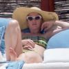 Exclusif - Katy Perry profite d'une belle journée ensoleillée sur une plage à Cabo San Lucas au Mexique. Katy danse, plaisante et s'amuse avec ses amies! le 8 mai 2017