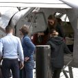 Pippa Middleton et son mari James Matthews sont arrivés en hydravion, avec des amis, à Cottage Point, en Australie, le 31 mai 2017.