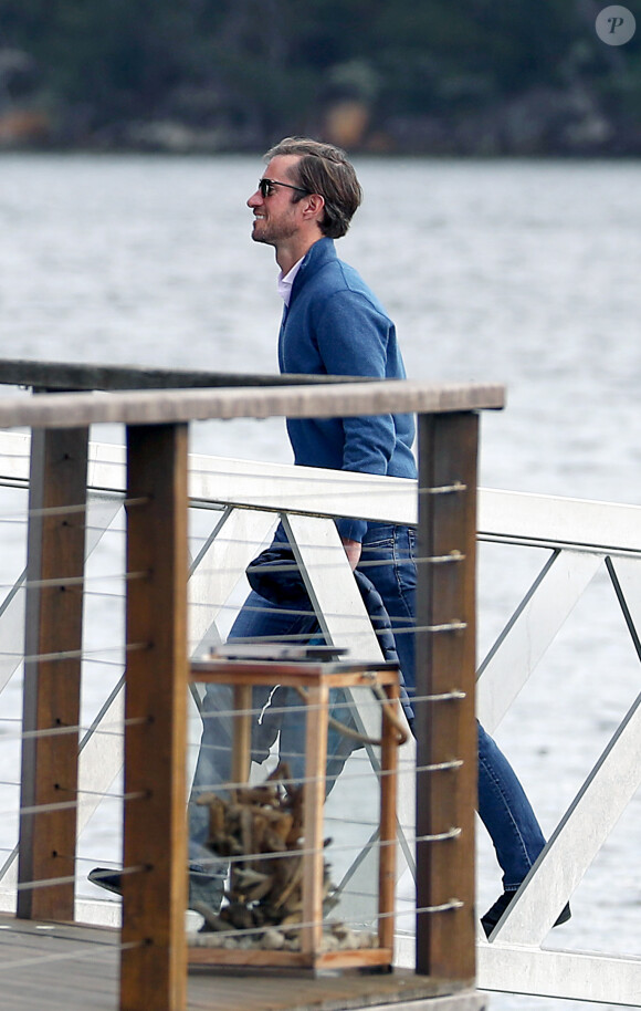 Pippa Middleton et son mari James Matthews sont arrivés en hydravion, avec des amis, à Cottage Point, en Australie, le 31 mai 2017. Ils ont déjeuné au restaurant puis ont regagné leur hôtel.