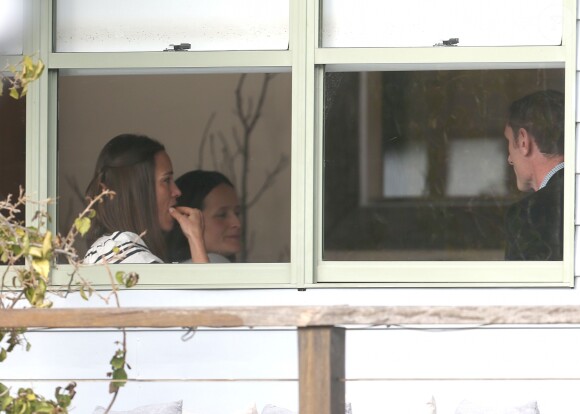 Pippa Middleton et son mari James Matthews sont arrivés en hydravion, avec des amis, à Cottage Point, en Australie, le 31 mai 2017. Ils ont déjeuné au restaurant puis ont regagné leur hôtel.