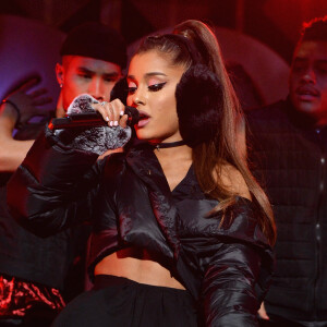 Ariana Grande à la soirée "Z100's Jingle Ball 2016" au Madison Square Garden à New York, le 9 décembre 2016.