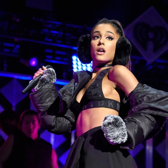 Ariana Grande à la soirée "Z100's Jingle Ball 2016" au Madison Square Garden à New York, le 9 décembre 2016.