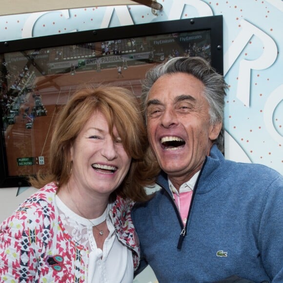 Gérard Holtz et sa femme Muriel Mayette au Village de Roland-Garros à Paris, le 3 juin 2017. © Dominique Jacovides - Cyril Moreau/ Bestimage