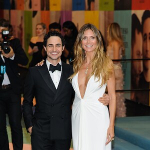 Le créateur Zac Posen et Heidi Klum assistent aux CFDA Fashion Awards 2017 au Hammerstein Ballroom. New York, le 5 juin 2017.