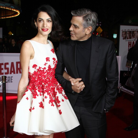 George Clooney et sa femme Amal Alamuddin - Première du film « Hail, Caesar! » au Regency Village Theatre à Westwood. Le 1er février 2016