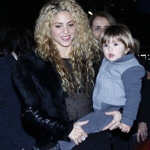 Shakira et son fils Sasha - Gérard Piqué reçoit un prix lors de la 5ème édition du "Catalan football stars" à Barcelone, Espagne, le 28 novembre 2016.