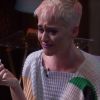 Katy Perry en séance avec le Dr. Siri Sat Nam Singh pour sa télé-réalité "Witness World Wide", un livestream diffusé pendant trois jours sur Youtube à l'occasion de la sortie de son nouvel album, "Witness". Le 9 juin 2017.