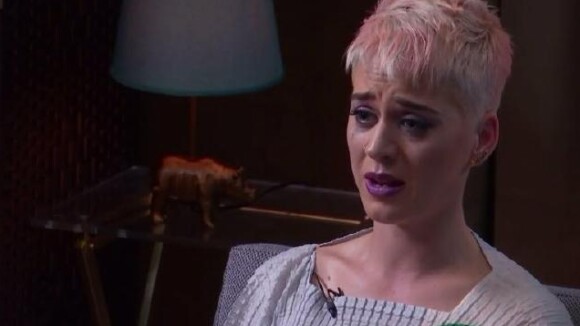 Katy Perry, en larmes, révèle avoir pensé au suicide : "Je me sens honteuse"