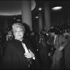 Autre maladresse : en 1982, Simone Signoret fait un mauvais pas et trébuche dans les bras du citizen Orson Welles, alors président de la cérémonie : le choc de deux titans !