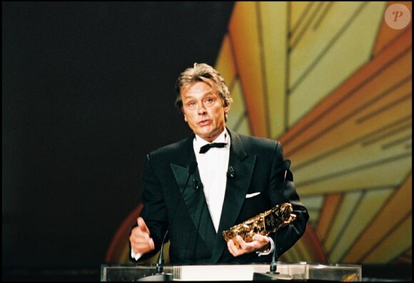 Le record de président est pour l'impérial Alain Delon : il a été à la tête de la Nuit des César deux fois, en 1995 et en 2000. Il obtient le César du meilleur acteur pour "Notre Histoire" de Bertrand Blier en 1985.