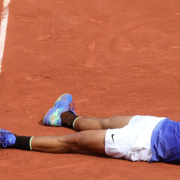 Rafael Nadal, vainqueur pour la 10ème fois, de la finale homme des Internationaux de Tennis de Roland-Garros à Paris le 11 juin 2017. © Dominique Jacovides-Cyril Moreau/Bestimage