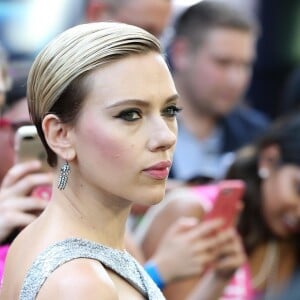 Scarlett Johansson (robe Michael Kors) - Première du film "Rough Night" au théâtre AMC Lincoln Square à New York City, New York, Etats-Unis, le 12 juin 2017.