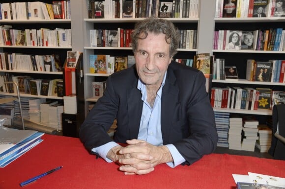 Jean-Jacques Bourdin lors de la 34 ème édition du Salon du Livre à Paris Porte de Versailles le 22 mars 2014.