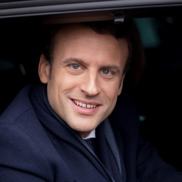 Emmanuel Macron et sa femme Brigitte (Trogneux) quittent leur domicile au Touquet pour aller voter pour le deuxième tour de l'élection présidentielle. Le 7 mai 2017 © Cyril Moreau / Bestimage