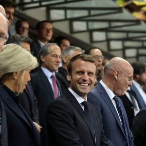 Le prince Albert II de Monaco, la première dame Brigitte Macron (Trogneux), son mari le président de la République Emmanuel Macron et le président de la Fédération française de Rugby à XV (FFR) Bernard Laporte - Finale du Top 14, ASM Clermont contre le RC Toulon au Stade de France, le 4 juin 2017.  © Dominique Jacovides/Bestimage