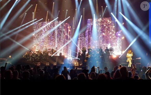 Céline Dion sur la scène de la Royal Arena à Copenhague le 15 juin 2017