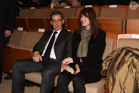 Nicolas Sarkozy et sa femme Carla Bruni-Sarkozy lors de la Présentation du nouveau livre de Marisa Bruni Tedeschi "Mes chères filles, je vais vous raconter" à Turin en Italie le 6 mars 2017.