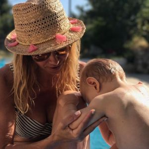 Ingrid Chauvin et son fils Tom, à Sète, le 18 juin 2017