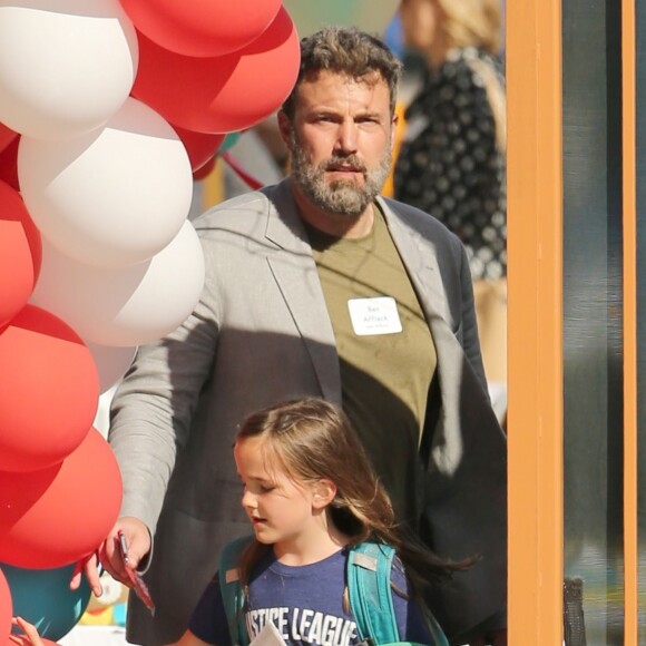 Exclusif - Jennifer Garner et Ben Affleck accompagnent leur fille Seraphina au diplôme de fin d'année de son école à Santa Monica, le 8 juin 2017