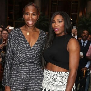 Venus Williams et sa soeur Serena Williams au "Virtual Tennis Tournament" à New York. Le 25 août 2016 © Nancy Kaszerman / Zuma Press / Bestimage