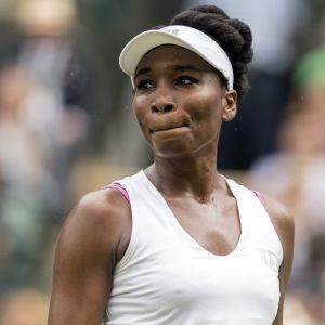 Venus Williams lors de son match (qu'elle a remporté) contre la Belge Elise Mertens, première journée du tournoi de Wimbledon, le 3 juillet 2017.