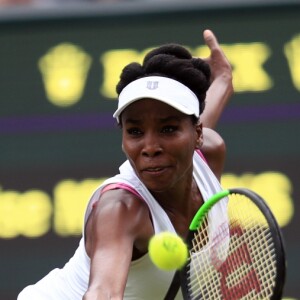 Venus Williams lors de son match (qu'elle a remporté) contre la Belge Elise Mertens, première journée du tournoi de Wimbledon, le 3 juillet 2017.